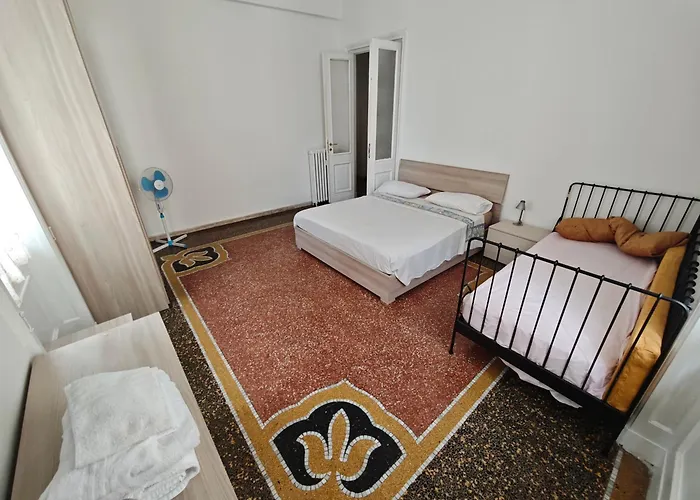 Apartamento Terminal Airport House Génova